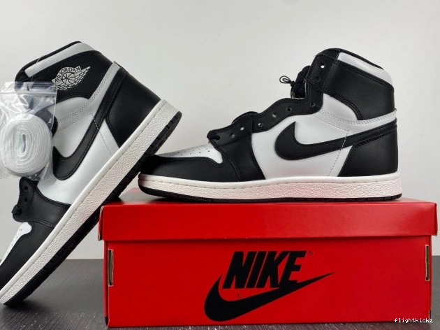 BQ4422-001 High Retro 85 (2023) Black White Jordan 1 0720